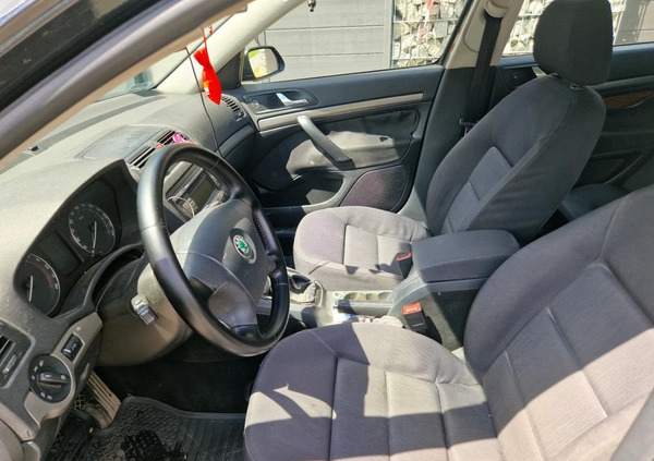 Skoda Octavia cena 11900 przebieg: 350000, rok produkcji 2005 z Kraków małe 46